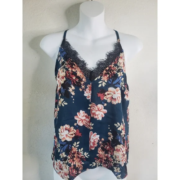 Floral tank top - Picture 1 of 6